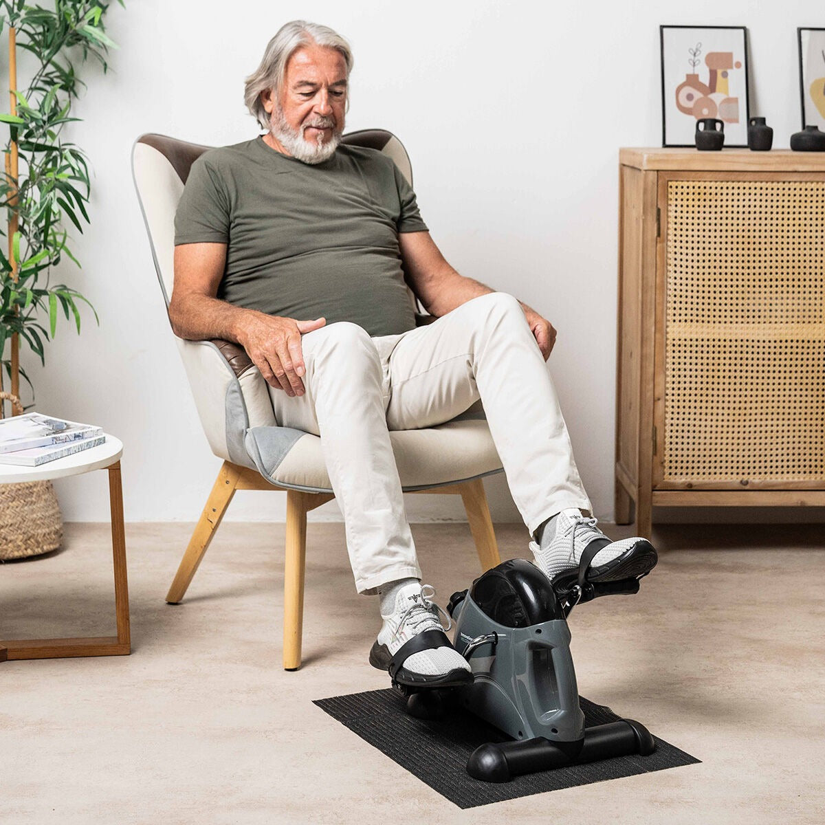Pédalier d'appartement électrique pour bras et jambes – Mini-vélo d'exercice motorisé avec télécommande et tapis