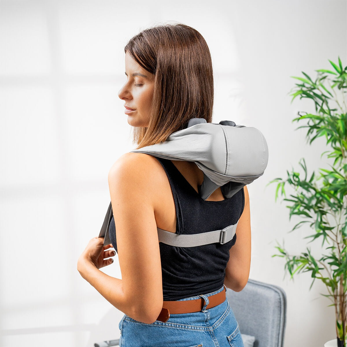 Cordless Shiatsu Neck & Shoulder Massager with Heat – Deep Tissue Massage Wrap