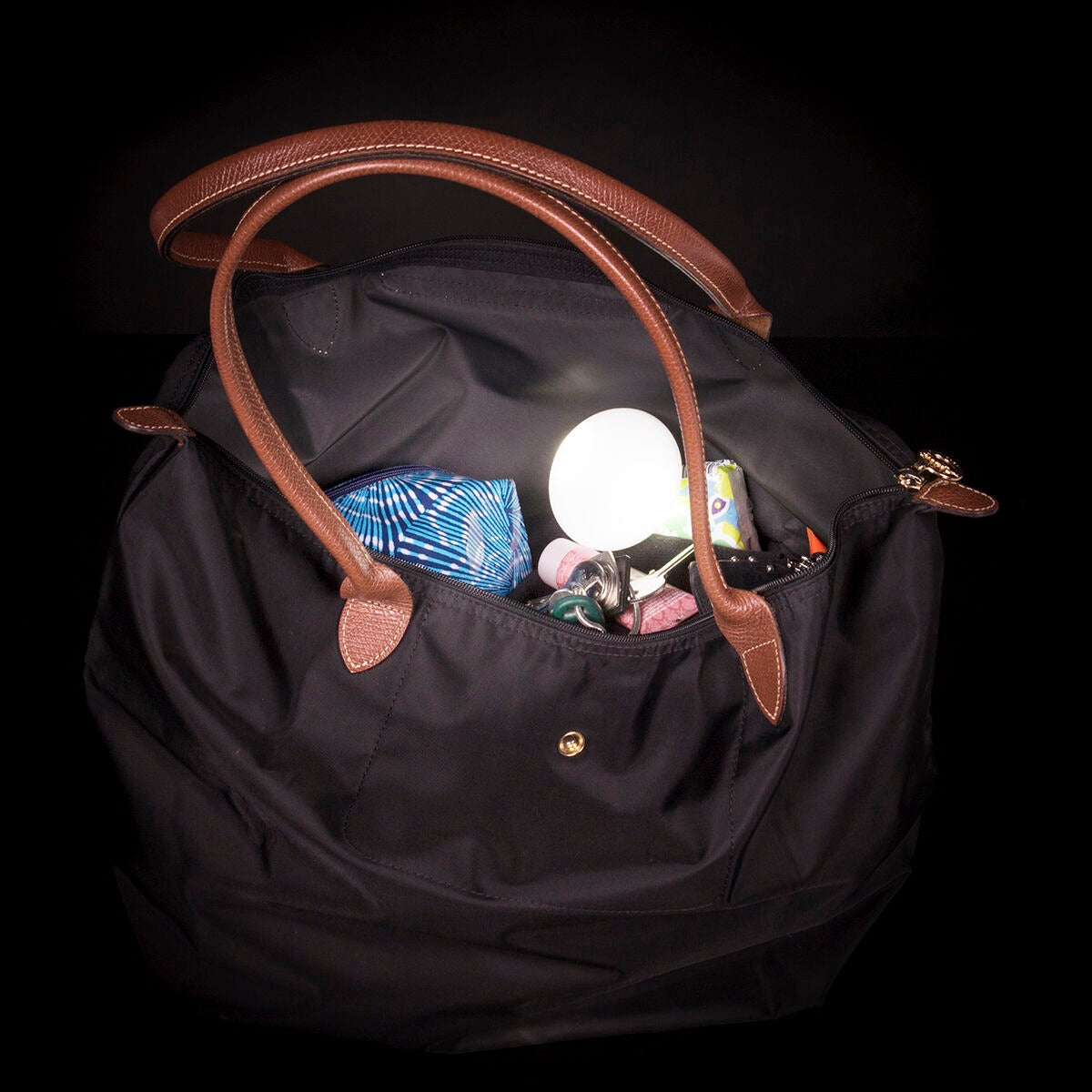 Smart LED Bag Light – Portable Motion Sensor Light for Handbags, Backpacks & Purses
