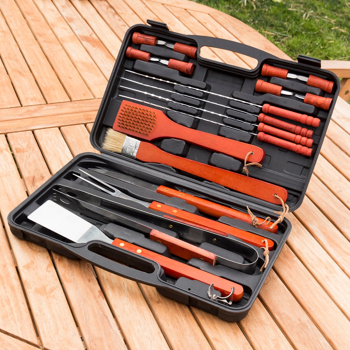 Premium 18-Piece Barbecue Tool Set – BBQ Grilling Accessories with Travel Case