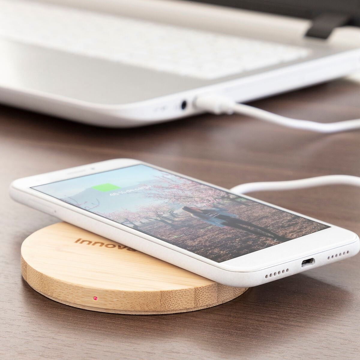 Natural Bamboo Wireless Charging Pad for Qi-Enabled Smartphones