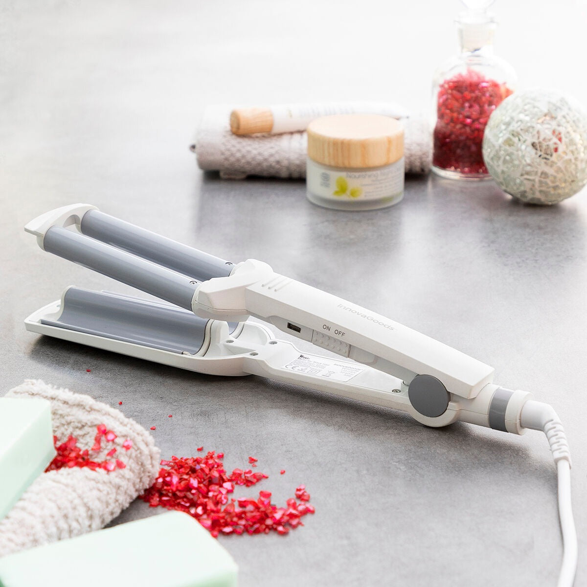 Triple Barrel Hair Waver for Effortless Beach Waves – Professional Styling Tool