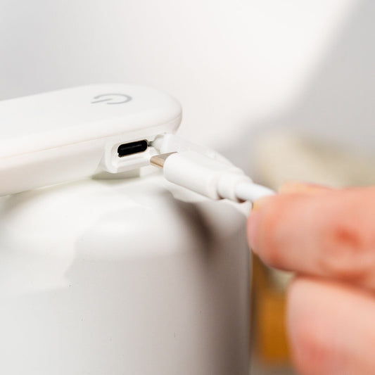 Distributeur de savon moussant automatique rechargeable – Distributeur de savon mains sans contact à capteur