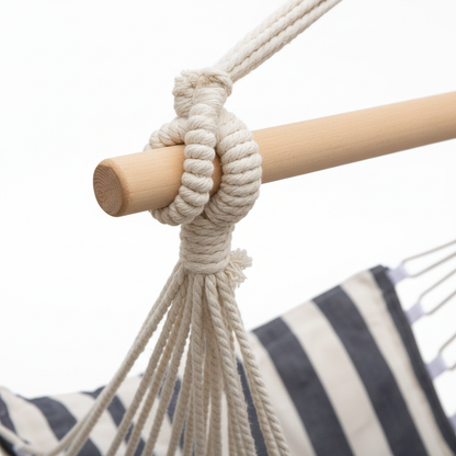 Rope and wood detail